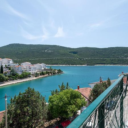 Apartman Vito Neum Luaran gambar