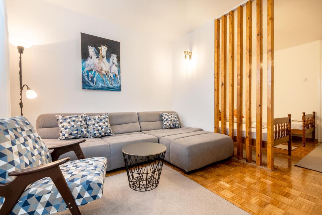 Apartman Vito Neum Luaran gambar